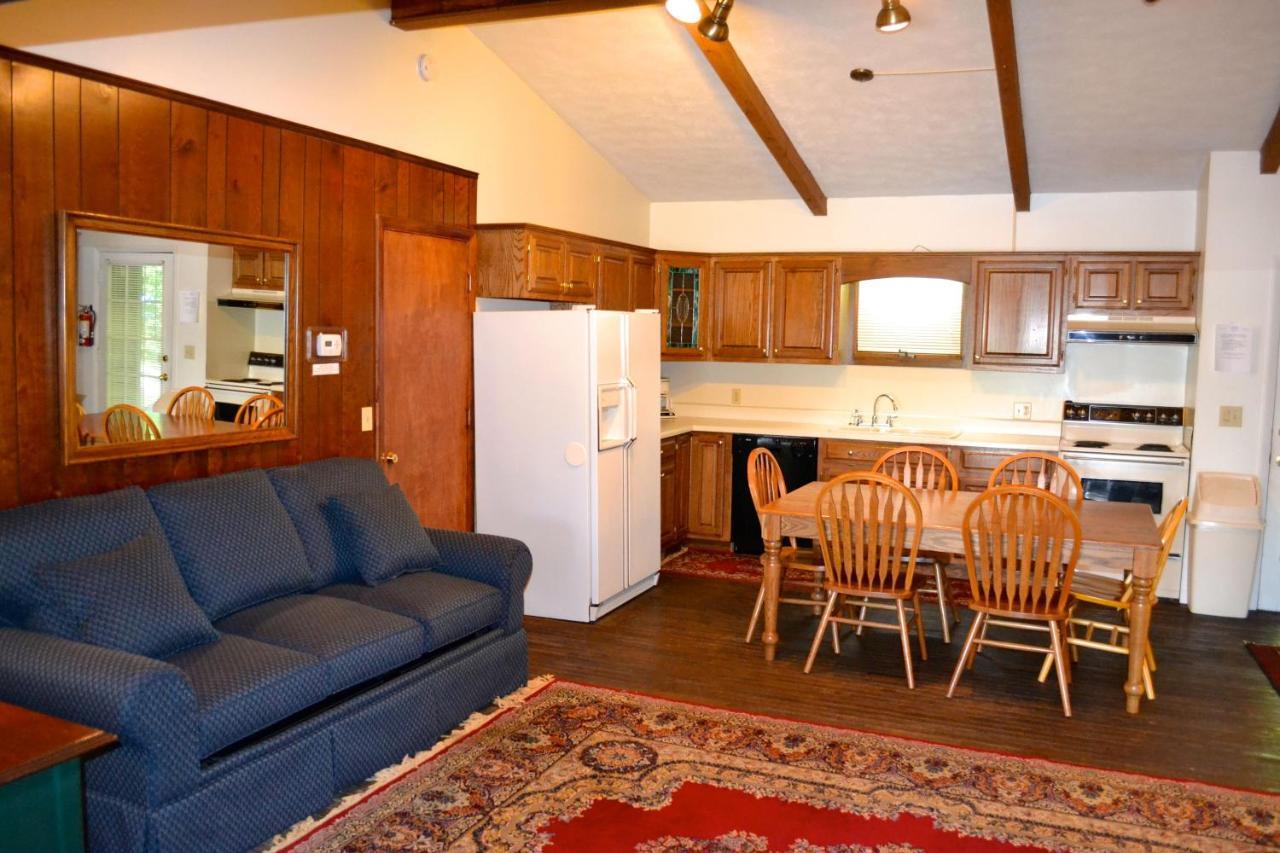 Boundary Waters Resort & Marina Hiawassee Extérieur photo