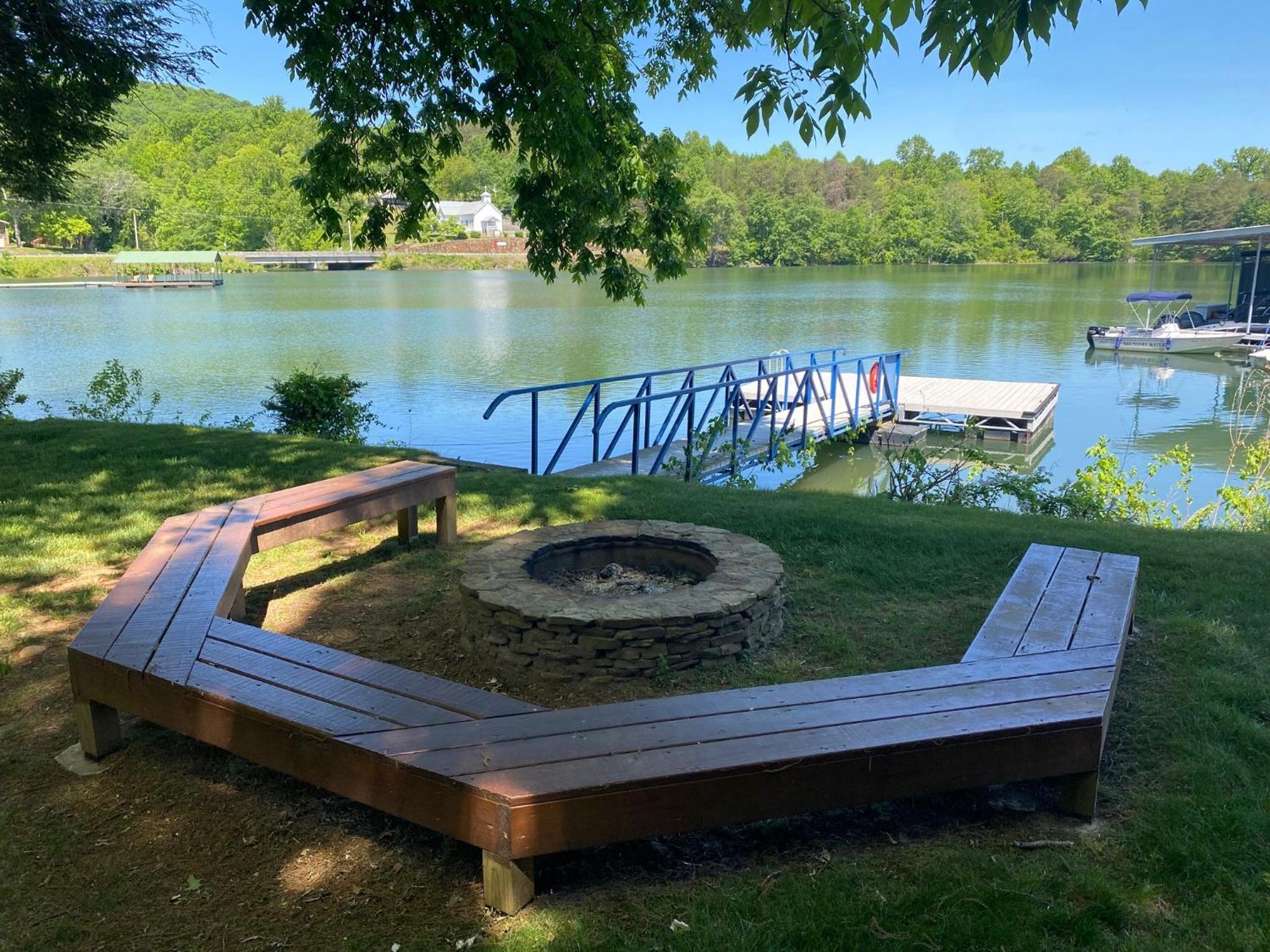 Boundary Waters Resort & Marina Hiawassee Extérieur photo